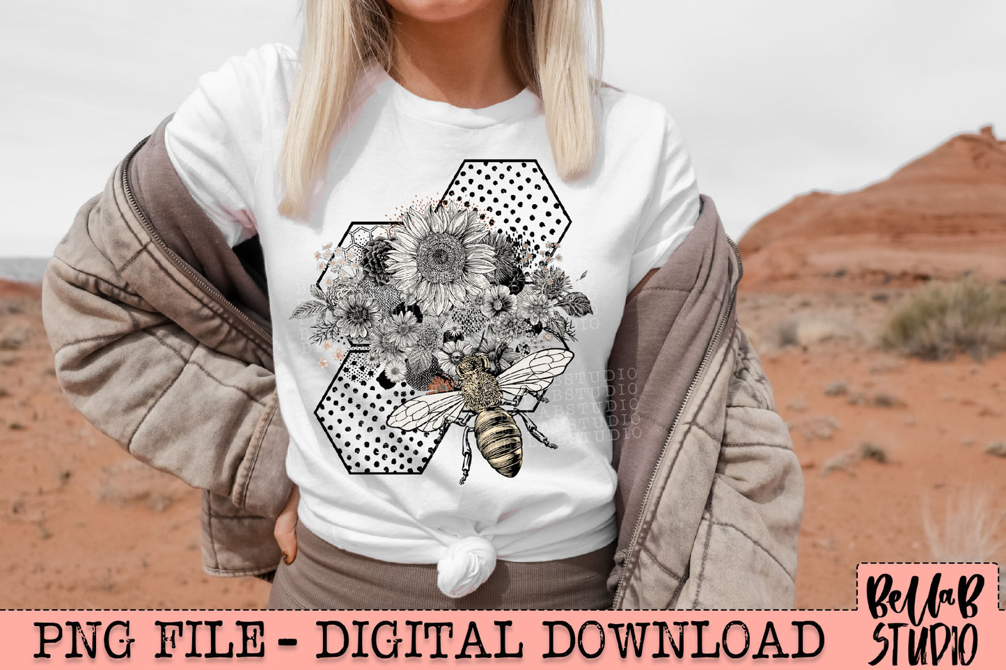 Vintage Floral Honey Bee In Honeycomb PNG Design